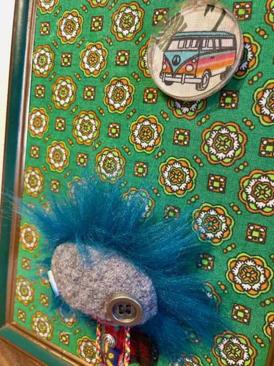 Tableau textile monstre punkette hippie vintage – Image 4
