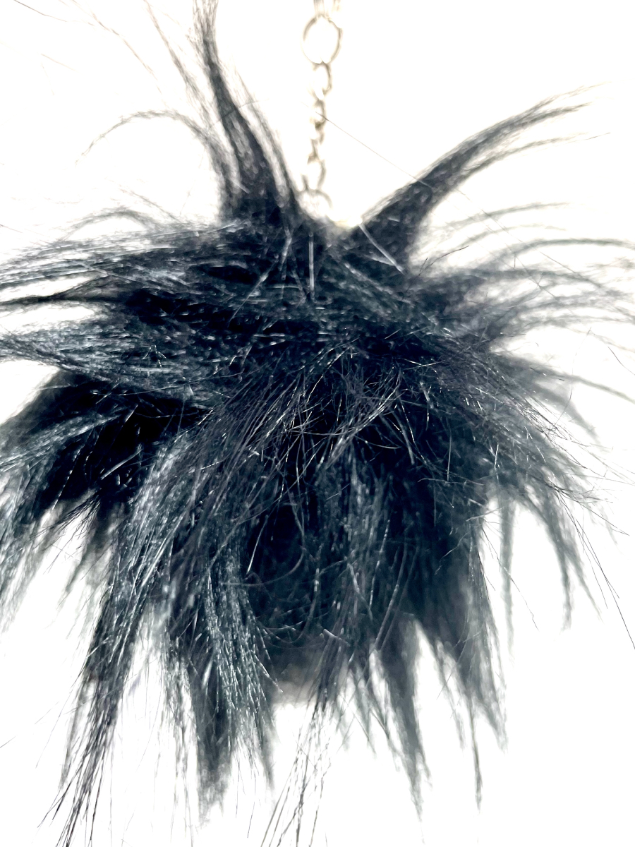 Porte clés punkette cheveux noirs – Image 5