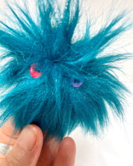 Porte clés mini monstre bleu Nyx