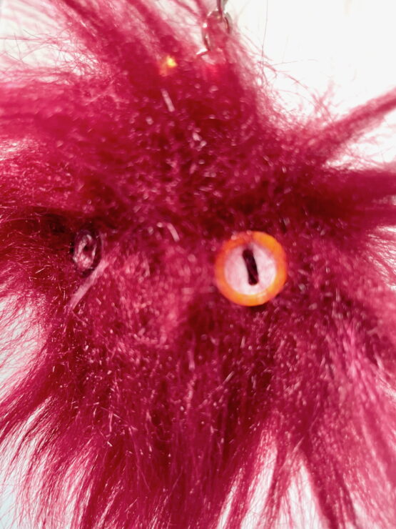 Porte clés mini monstre bordeaux Nyx – Image 3