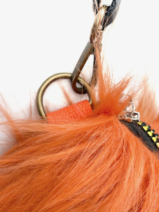 Sac monstre en moumoute orange – Image 6