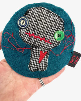 Patch monstre coeur brodé bleu