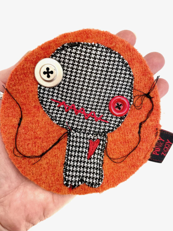 Patch monstre coeur brodé orange